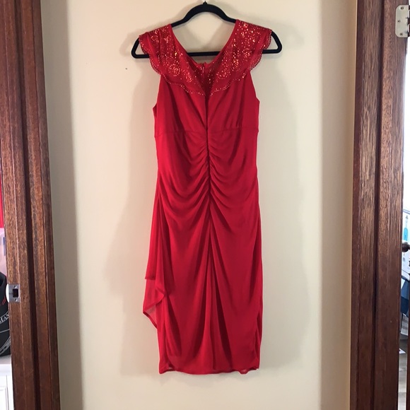 Dress - Picture 4 of 7